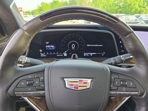 Used 2024 Cadillac Escalade Sport Platinum w/ LPO, ONYX Package AWD/4WD image 39