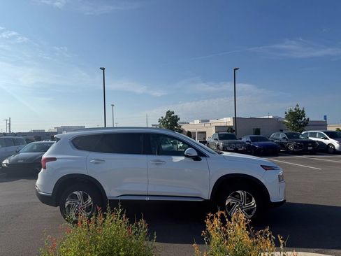 Used 2023 Hyundai Santa Fe SEL w/ Premium Package AWD/4WD image 3