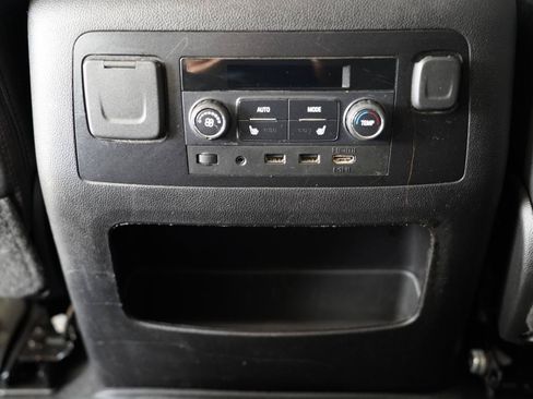 Used 2019 Chevrolet Tahoe LT AWD/4WD image 35