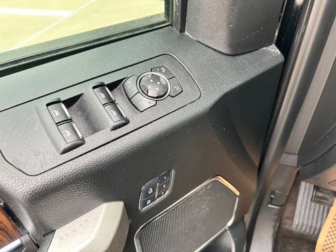 Used 2016 Ford F150 Lariat image 20