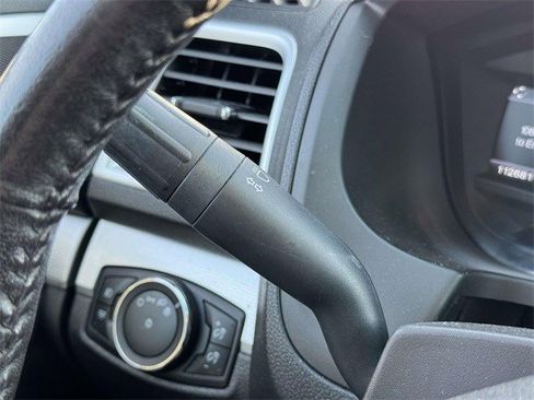 Used 2015 Ford Explorer XLT w/ Equipment Group 201B image 26