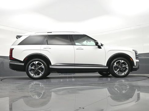 Used 2026 Hyundai Palisade Limited FWD image 29