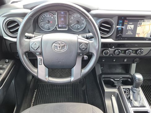 Used 2016 Toyota Tacoma TRD Off-Road w/ Towing Package AWD/4WD image 12