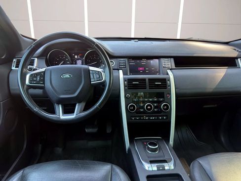 Used 2018 Land Rover Discovery Sport HSE AWD/4WD image 16