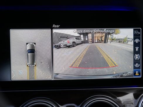 Used 2020 Mercedes-Benz E 450 4MATIC Wagon w/ Premium Package image 27