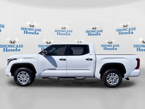 Used 2023 Toyota Tundra SR5 w/ SR5 Convenience Package AWD/4WD image 4