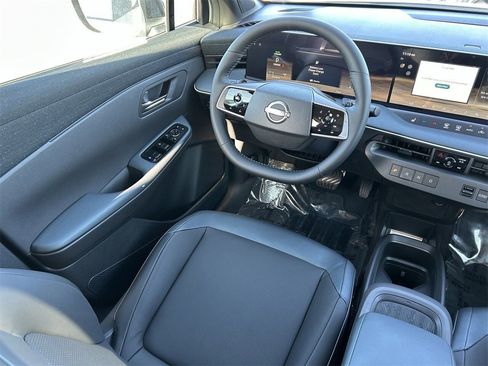 New 2026 Nissan Leaf SV+ w/ Illuminated Package FWD image 22
