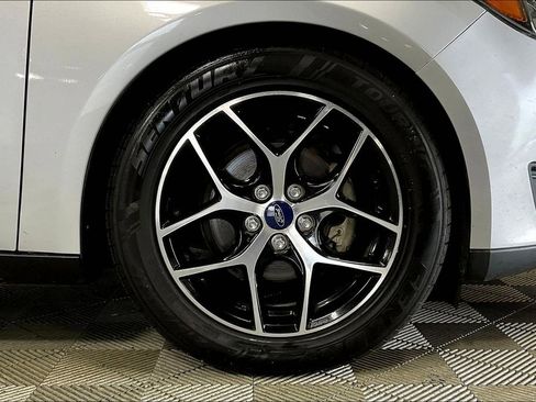 Used 2017 Ford Focus SEL image 8