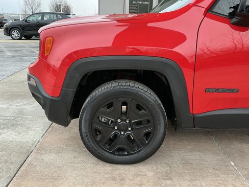 Used 2018 Jeep Renegade Sport w/ Power & Air Group image 25