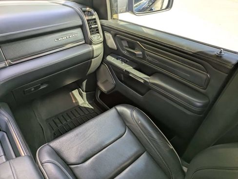 Used 2019 RAM 1500 Limited AWD/4WD image 18
