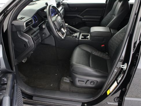 Used 2025 Toyota 4Runner TRD Sport Premium AWD/4WD image 14