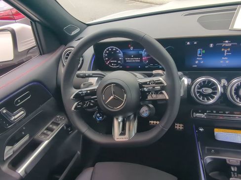 New 2025 Mercedes-Benz GLB 35 AMG GLB 35 AMG image 3