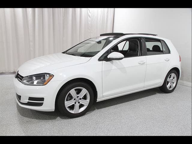 Used 2017 Volkswagen Golf Wolfsburg Edition FWD image 3