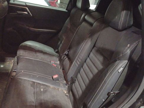 Used 2022 Mitsubishi Outlander SE image 7