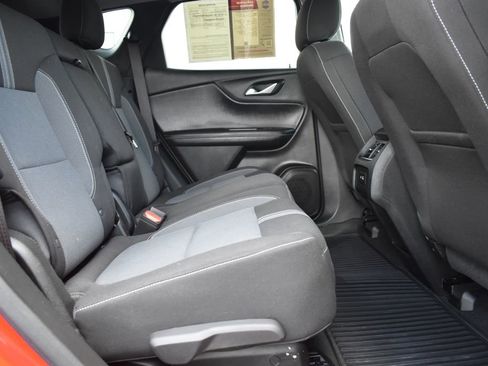 Used 2023 Chevrolet Blazer LT FWD image 14