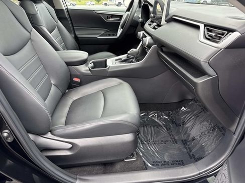 Used 2023 Toyota RAV4 XLE Premium AWD/4WD image 20