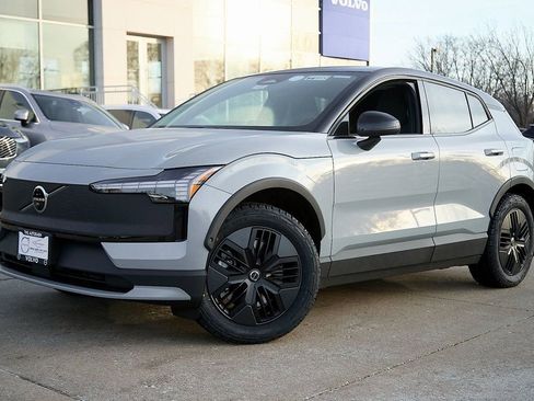 New 2026 Volvo EX30 Cross Country Ultra w/ Protection Package Premier image 2
