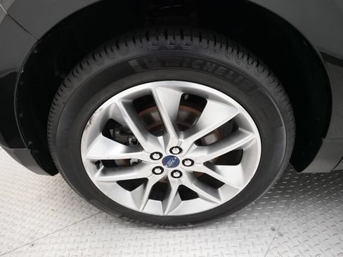 Used 2015 Ford Edge Titanium w/ Equipment Group 301A AWD/4WD image 27