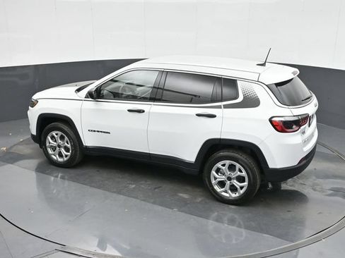Used 2025 Jeep Compass Sport w/ Mopar Graphics Package AWD/4WD image 27