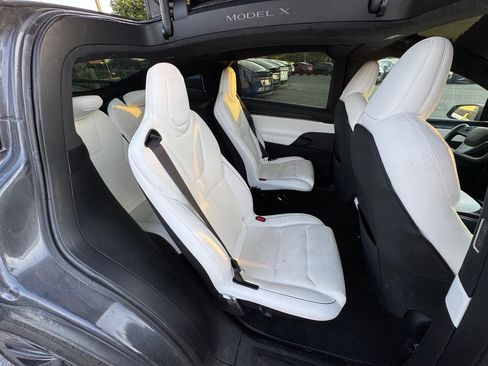 Used 2022 Tesla Model X Plaid AWD/4WD image 18