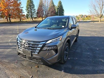 Used 2024 Nissan Rogue SV