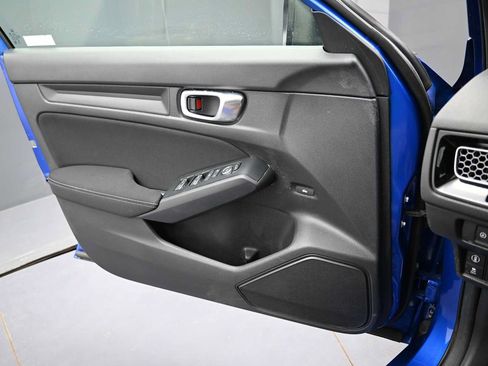 Used 2024 Honda Civic Sport image 11