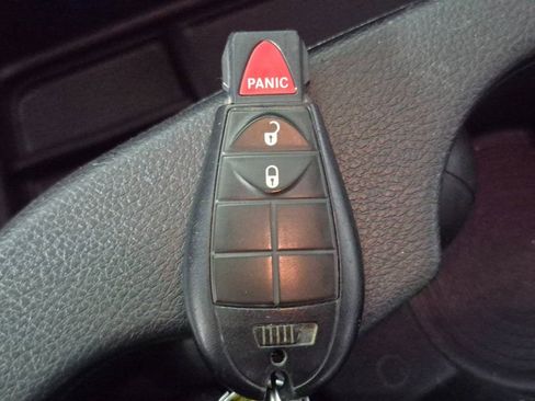 Used 2021 RAM 1500 Classic Warlock image 26