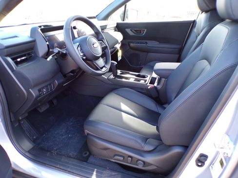 Used 2026 Subaru Outback Premium AWD/4WD image 8