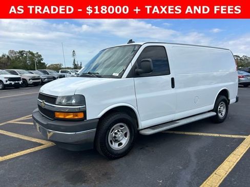 Used 2020 Chevrolet Express 2500 w/ Driver Convenience Package image 3
