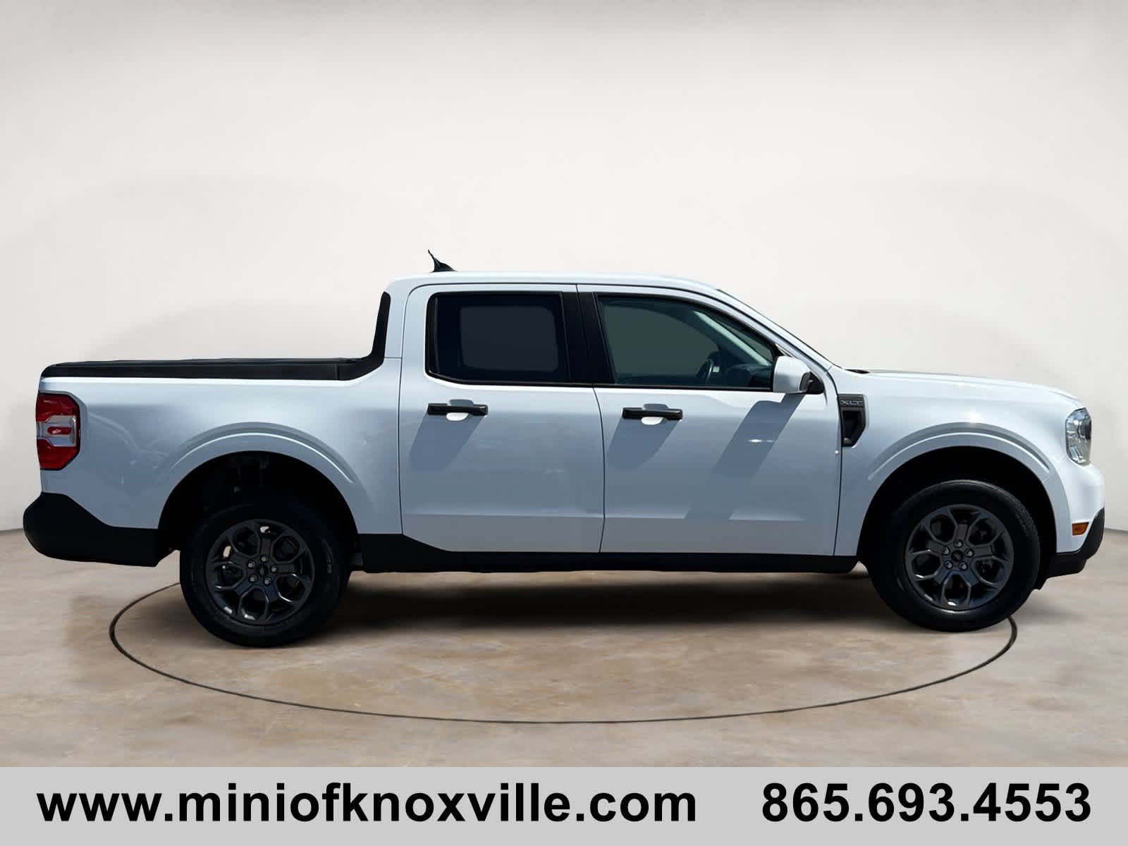 Used 2023 Ford Maverick XLT w/ XLT Luxury Package FWD image 2