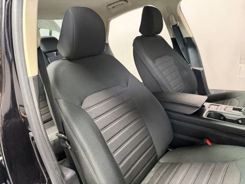 Used 2020 Ford Fusion SE FWD image 23
