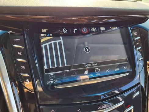 Used 2020 Cadillac Escalade Premium Luxury AWD/4WD image 30