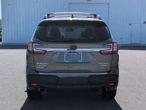 Used 2024 Subaru Ascent Touring AWD/4WD image 4