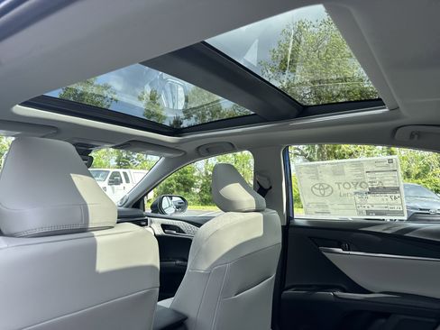 New 2025 Toyota Camry XLE w/ Premium Plus Package FWD image 28