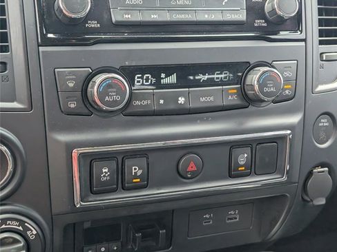 Used 2024 Nissan Titan SV w/ SV Convenience Package AWD/4WD image 66