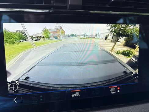 Certified 2024 GMC Sierra 1500 AT4 w/ Technology Package AWD/4WD image 45