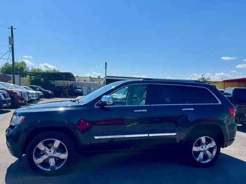 Used 2012 Jeep Grand Cherokee Overland AWD/4WD image 5