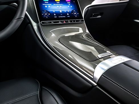 New 2026 Mercedes-Benz GLC 300 image 6