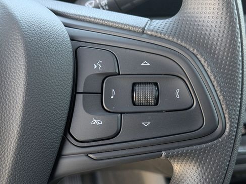 New 2026 Buick Envista Preferred FWD image 13