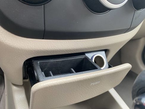 Used 2008 Kia Spectra EX image 28