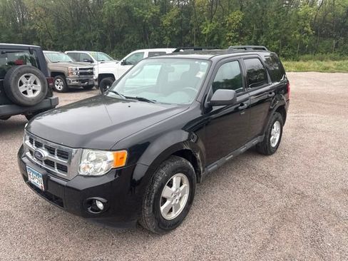 Used 2012 Ford Escape XLT FWD image 3