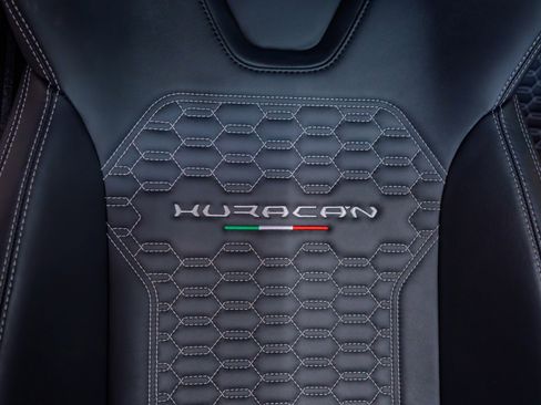 Used 2018 Lamborghini Huracan LP 580-2 image 12