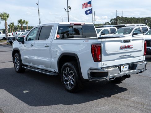 New 2026 GMC Sierra 1500 SLT AWD/4WD image 5