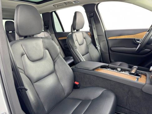 Used 2021 Volvo XC90 T8 Inscription Expression w/ Protection Package Premier image 40