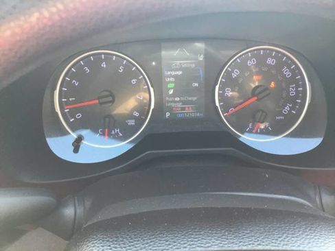 Used 2019 Toyota RAV4 LE w/ All Weather Liner Package AWD/4WD image 15