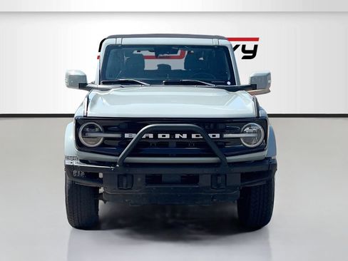 Used 2021 Ford Bronco Outer Banks AWD/4WD image 2