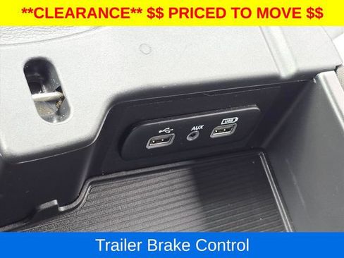 Used 2023 RAM 1500 Tradesman w/ Chrome Appearance Group AWD/4WD image 27
