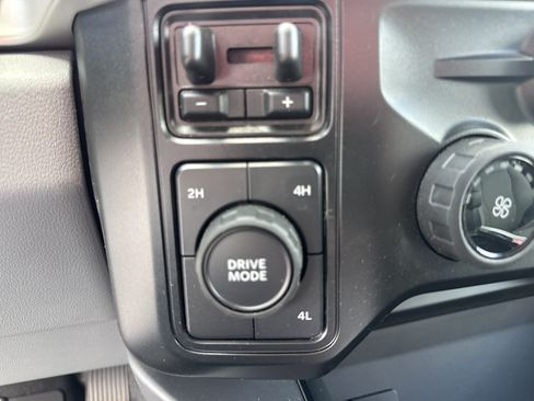 Used 2025 Ford F450 XLT w/ XLT Value Package AWD/4WD image 29