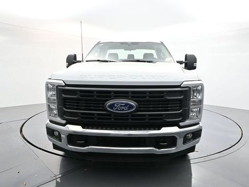 New 2026 Ford F350 XL w/ XL Chrome Package RWD image 2