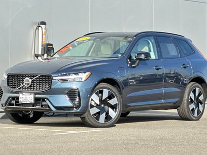 Certified 2025 Volvo XC60 T8 Plus w/ Protection Package Premier